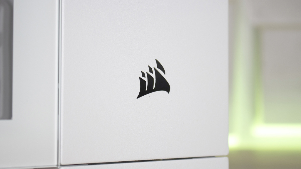 CORSAIR 2500X logo