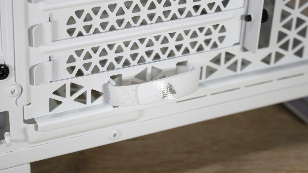 CORSAIR 2500X velcro