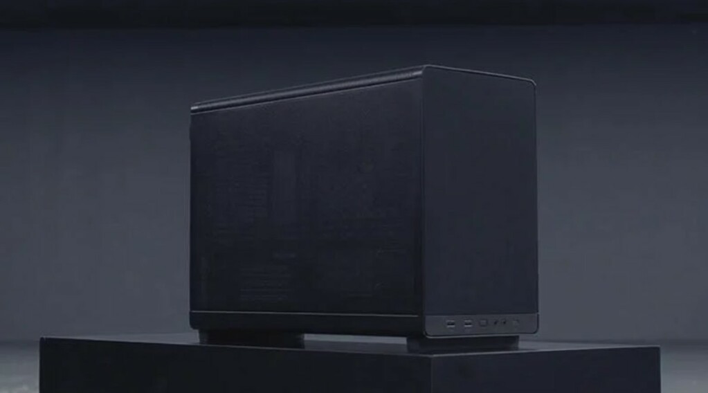 Lian Li Digital Expo : 4 boîtiers, un AIO, une alimentation et un bureau ! 3 Lian Li DAN Cases A3