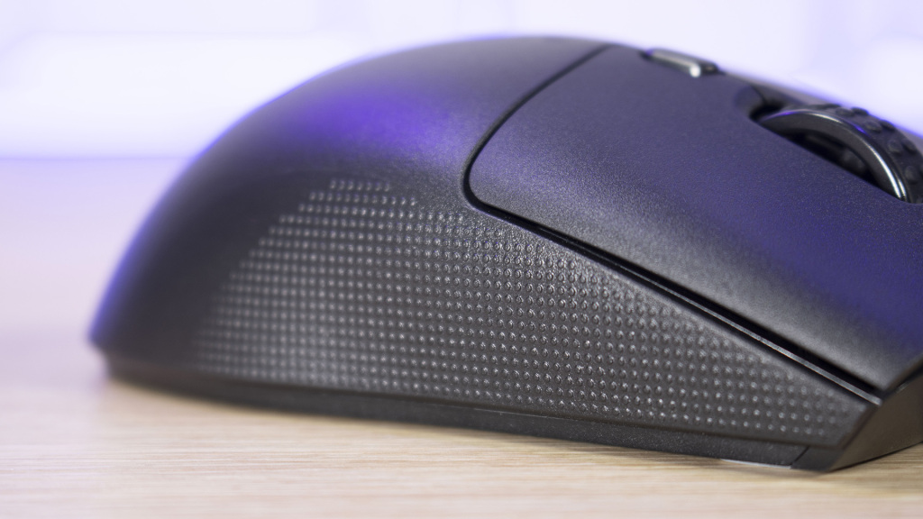 NZXT LIFT 2 ERGO grip