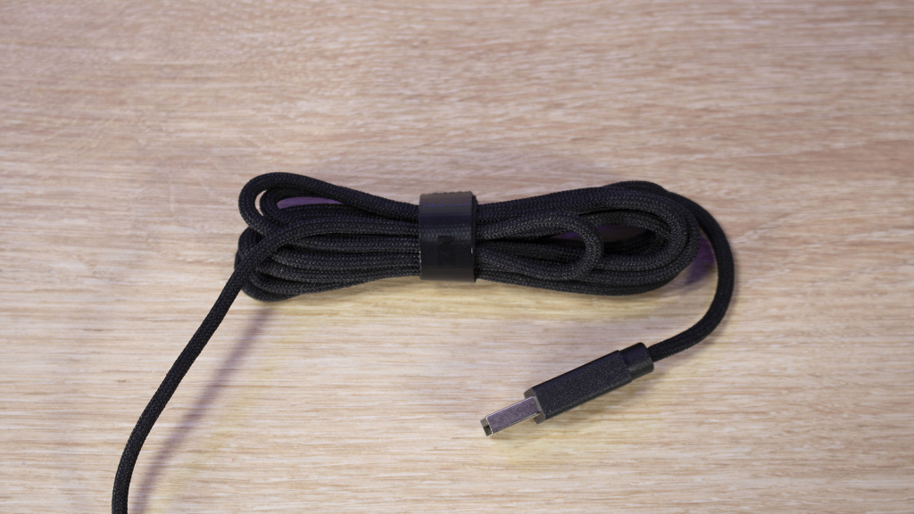 NZXT LIFT 2 SYMM cable 1