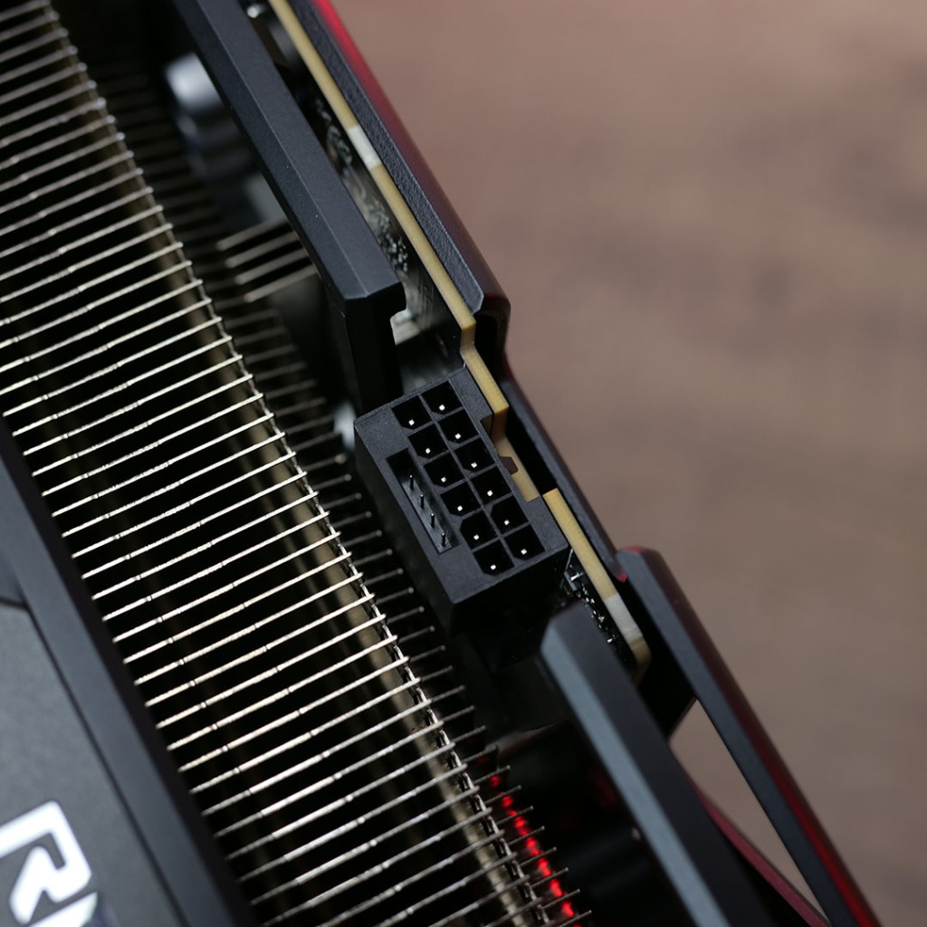 asus rog strix geforce rtx 4080 super oc 12vhpwr