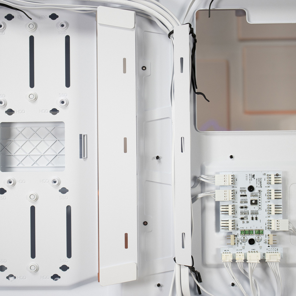 be quiet! dark base 701 chemin de câbles