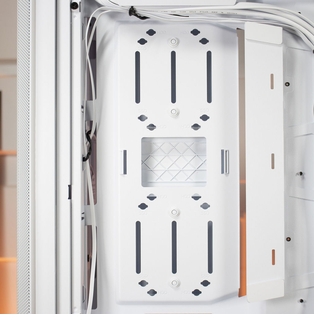 be quiet dark base 701 support SSD 1