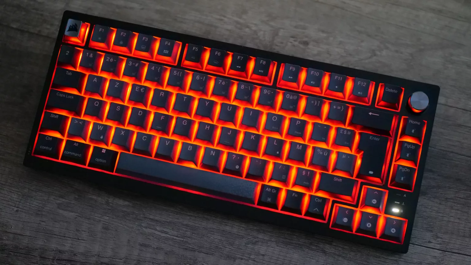 k65 plus wireless rgb 02