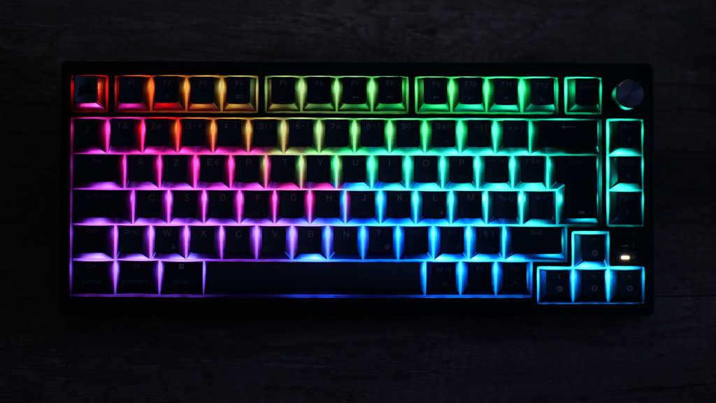 k65 plus wireless rgb 05