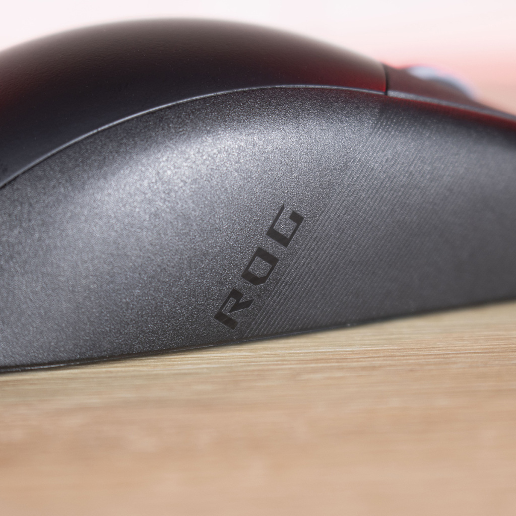 ASUS ROG Strix Impact III Wireless inscription