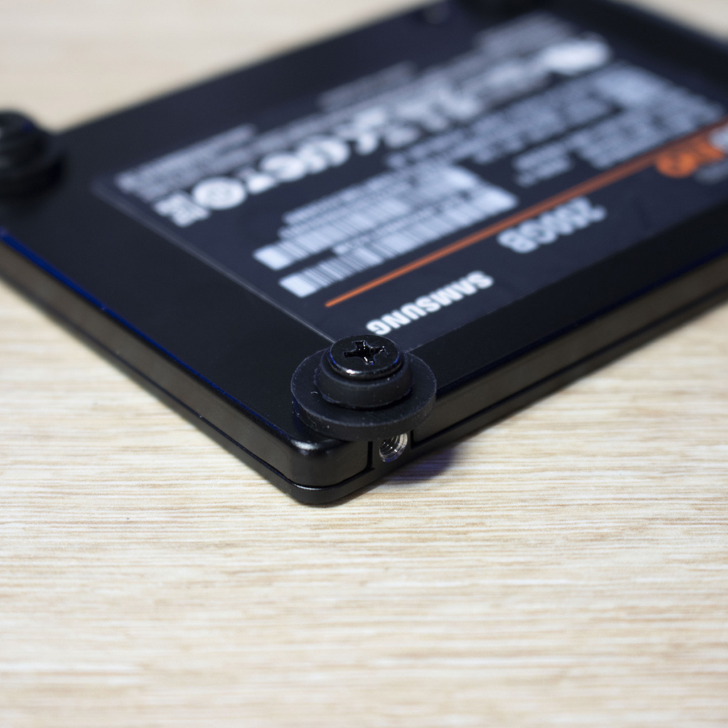 Cooler Master Q300L V2 fixation SSD