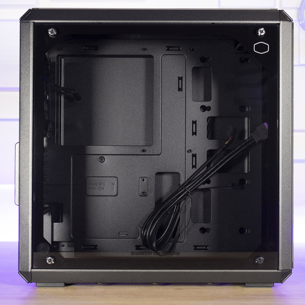 Cooler Master Q300L V2 paroi gauche