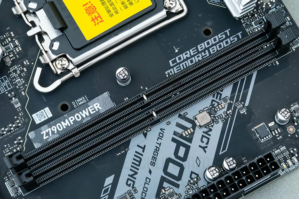 MSI Z790MPOWER en Test, La révolution du Chipset Intel 700 ? 3 MSI Z790MPOWER 12