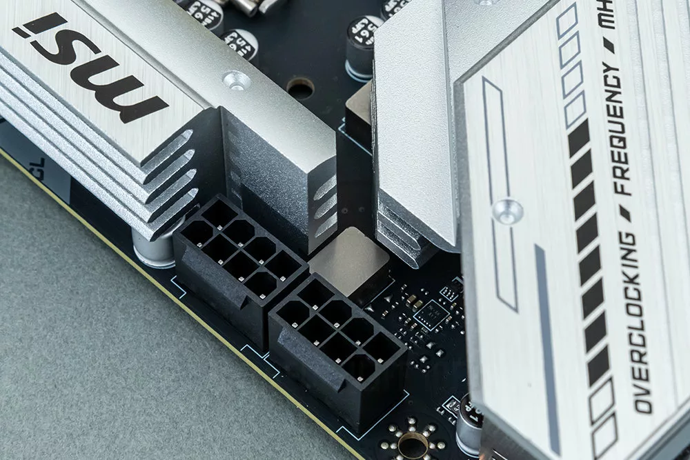 MSI Z790MPOWER en Test, La révolution du Chipset Intel 700 ? 9 MSI Z790MPOWER 9