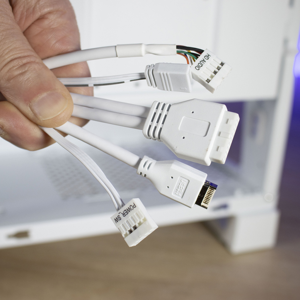 Phanteks NV5 câblage