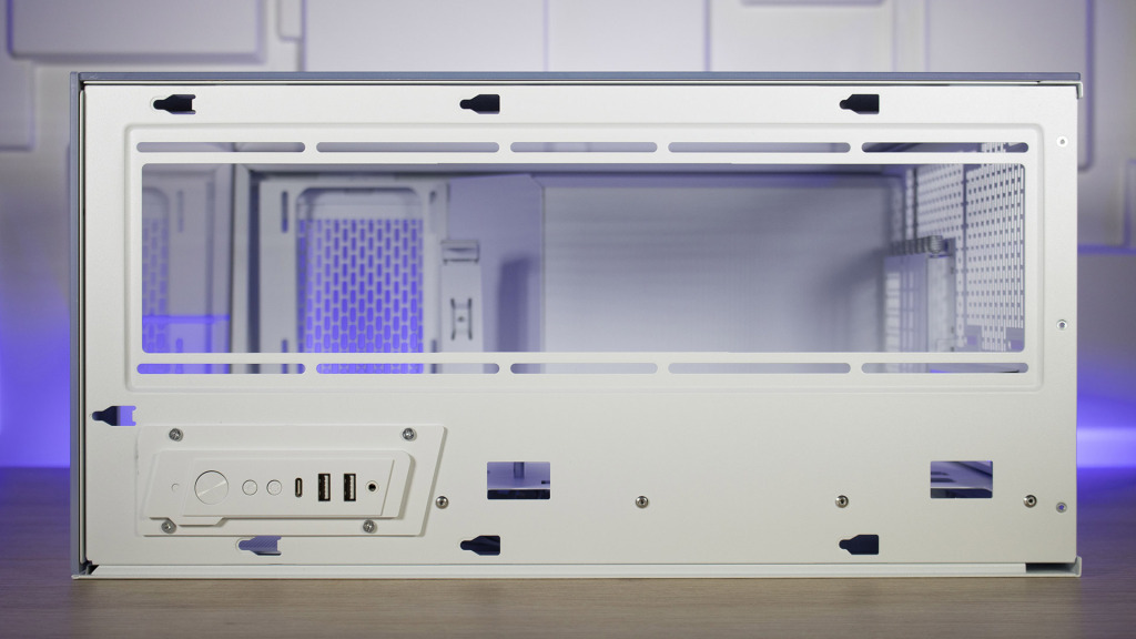 Phanteks NV5 dessus sans paroi