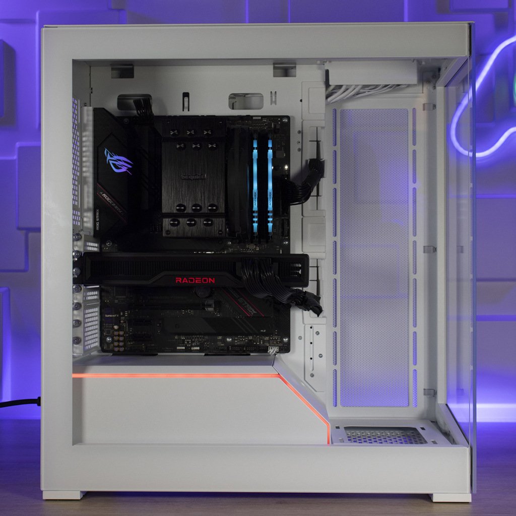 Phanteks NV5 montage 1