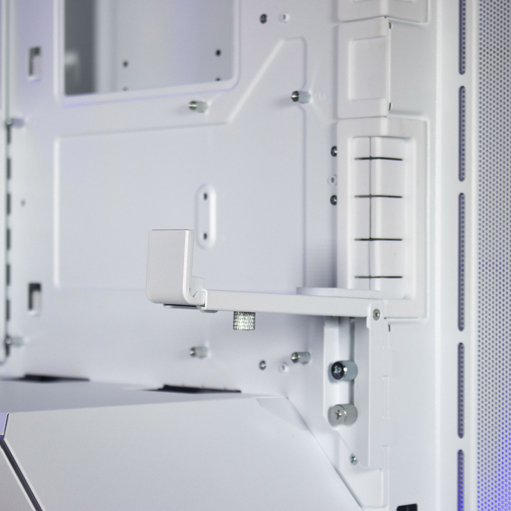 Phanteks NV5 support GPU 2