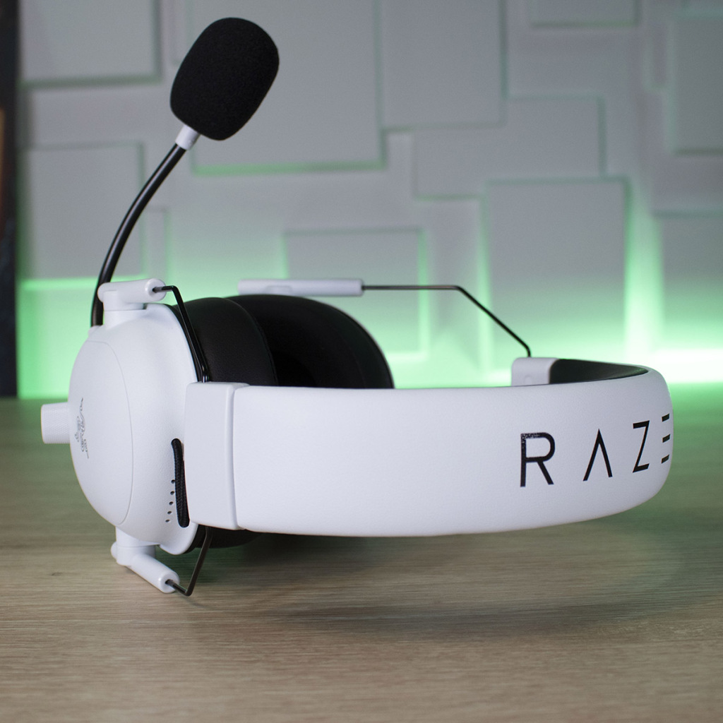 Les Meilleurs Casques Gaming Sans-Fil Pour PC - 2025 15 RAZER Blackshark V2 Hyperspeed White Edition 1