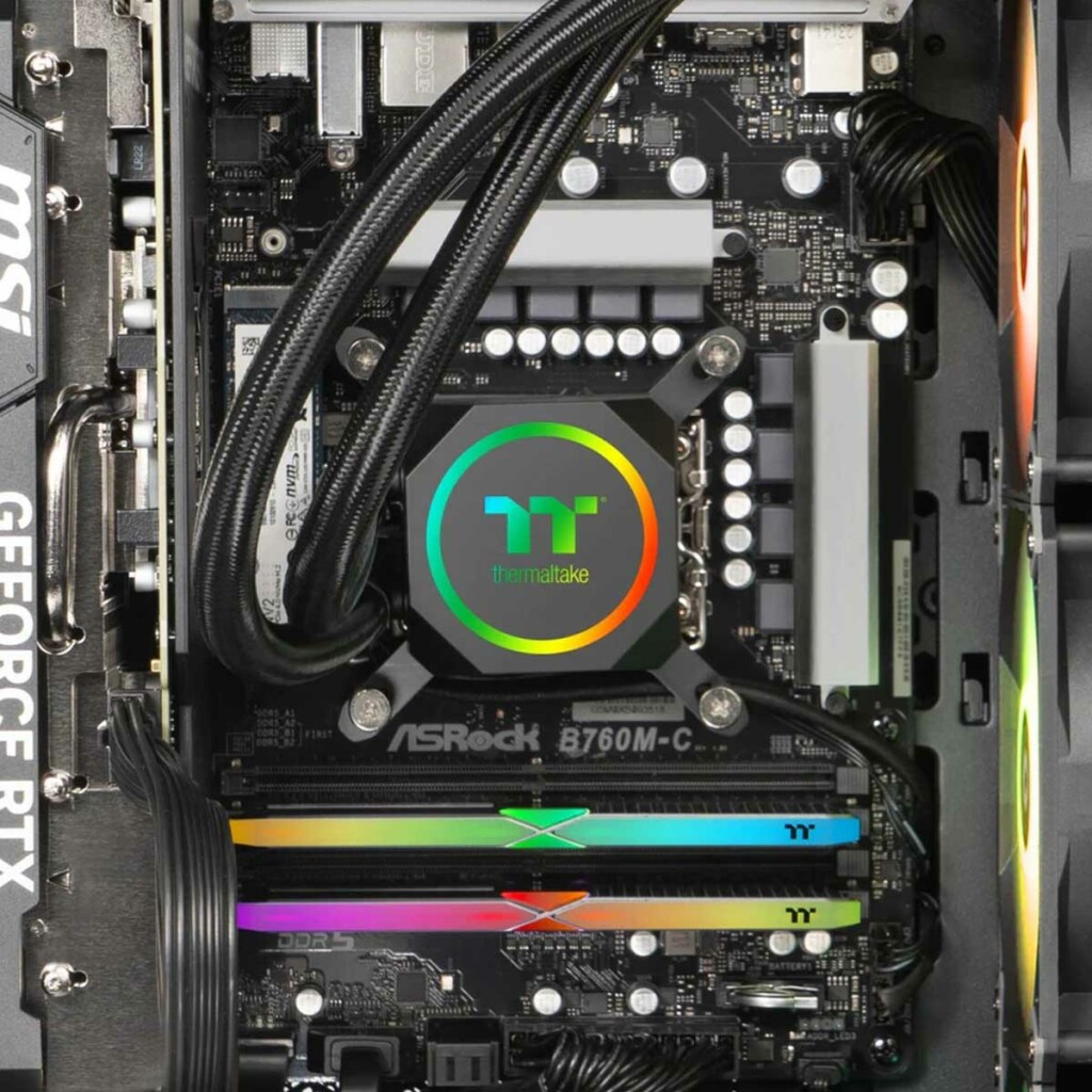 Thermaltake Reactor LCGS : des PC de jeu préassemblés dans un Tower 300 3 Thermaltake Reactor LCGS 2