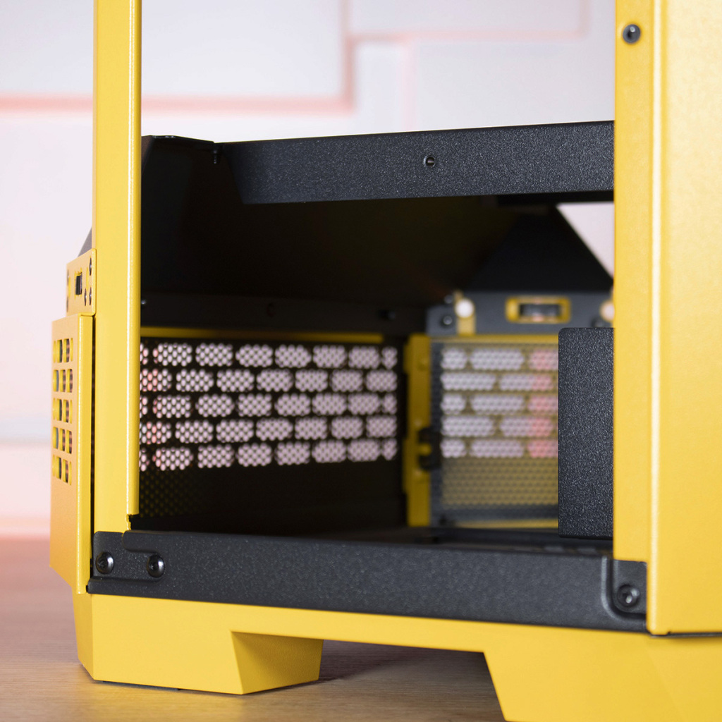 Thermaltake Tower 300 Bumblebee Edition support DD lateral amovible1