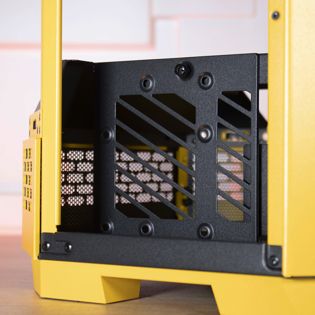 Thermaltake Tower 300 Bumblebee Edition support DD lateral1 1