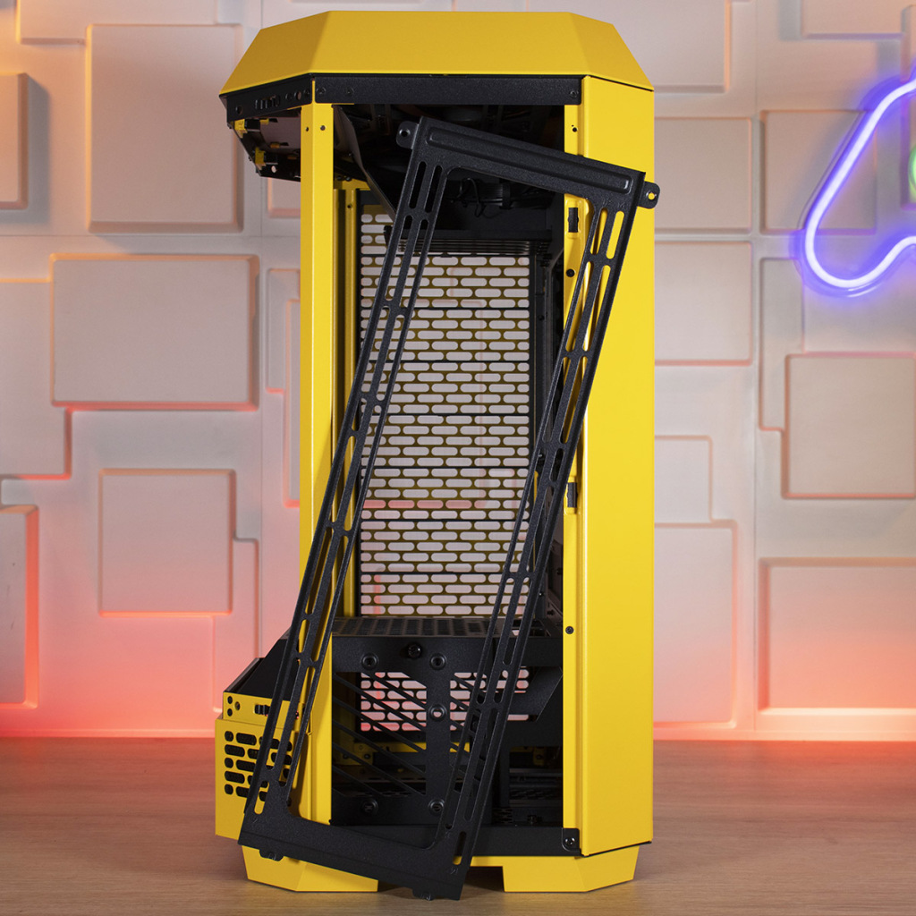 Thermaltake Tower 300 Bumblebee Edition support amovible