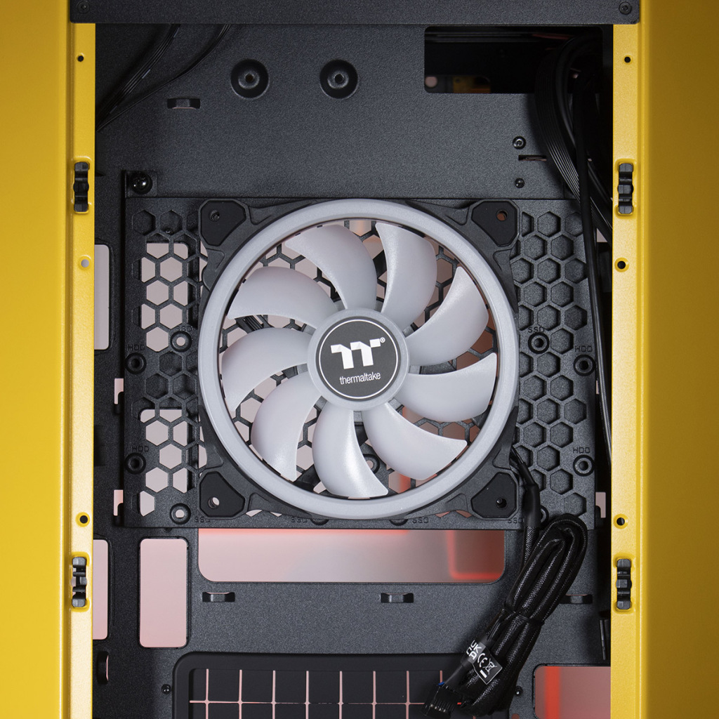 Thermaltake Tower 300 Bumblebee Edition support arrière ventilo