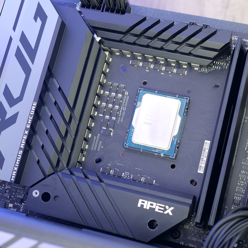 arctic liquid freezer iii installation frame contact intel lga 1700