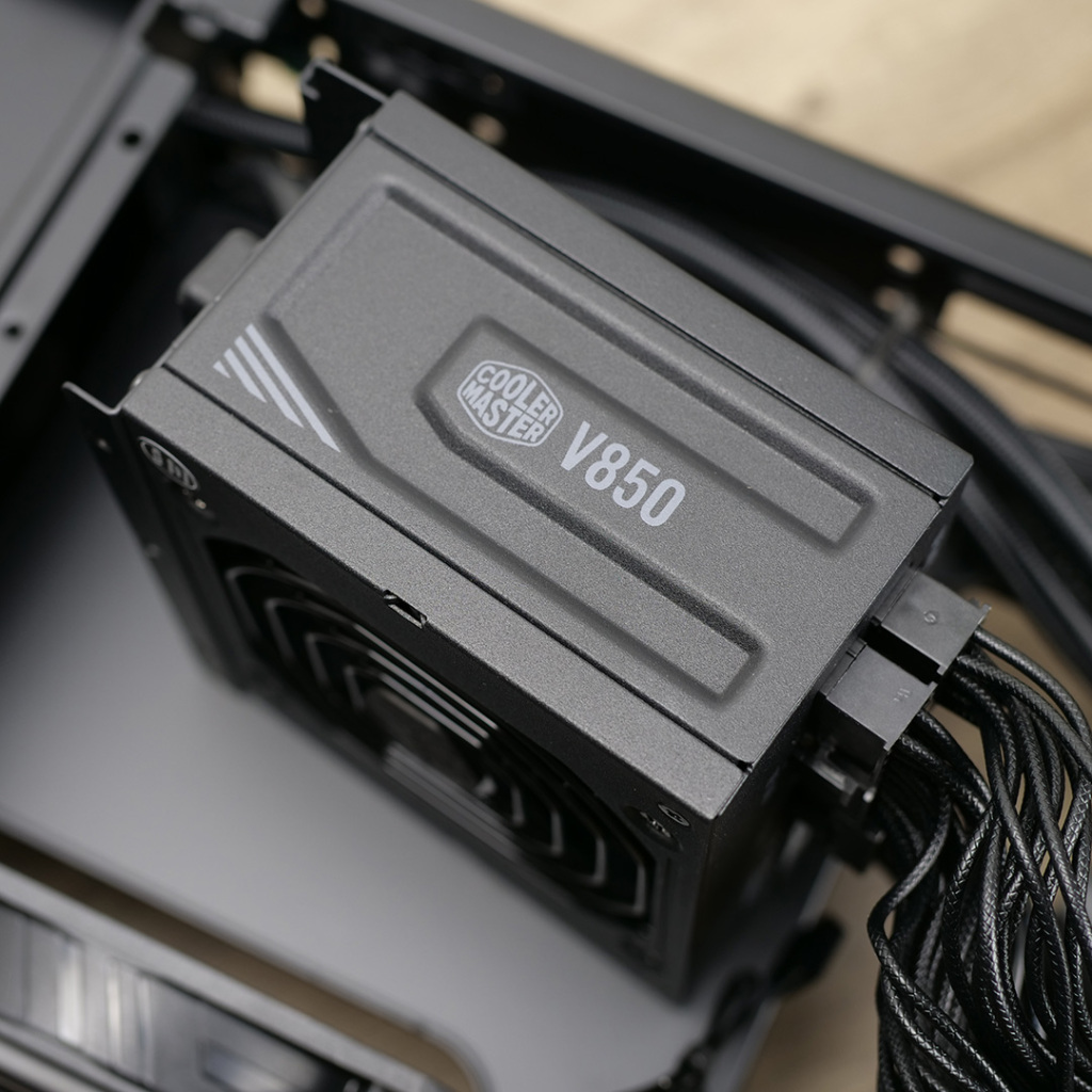 cooler master ncore 100 max alimentation v850 sfx atx 3
