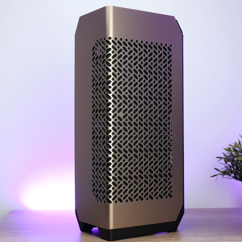 cooler master ncore 100 max ext vue trois quart