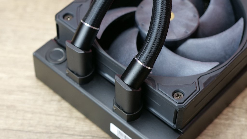 lian li galahad ii trinity performance 360 radiateur manchons