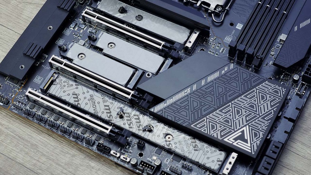 test meg z790 ace max vrms emplacement ssds m2