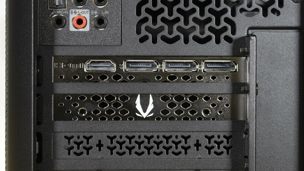 CORSAIR ONE i500 sorties GPU