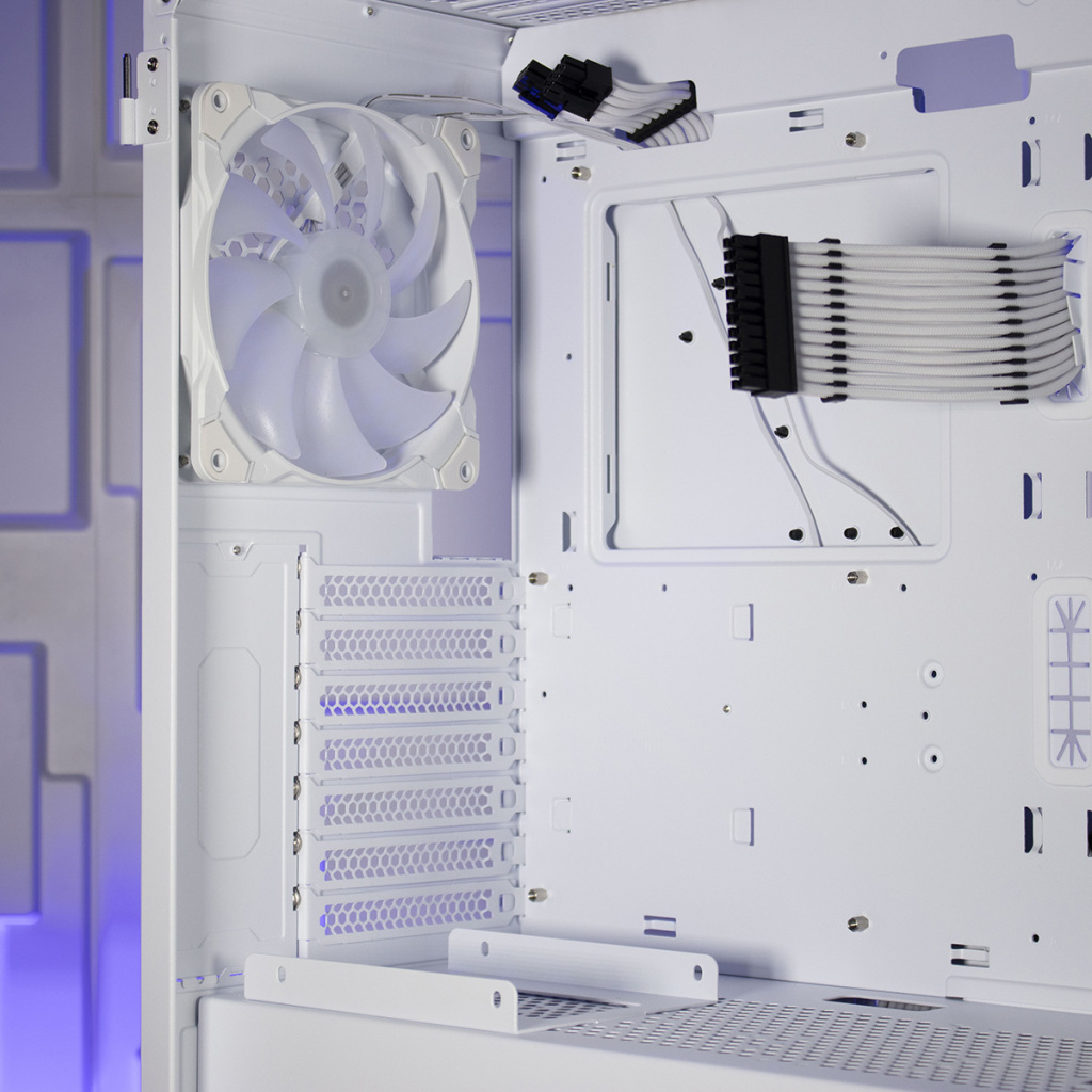 FSP CUT593 ventilateur arrière