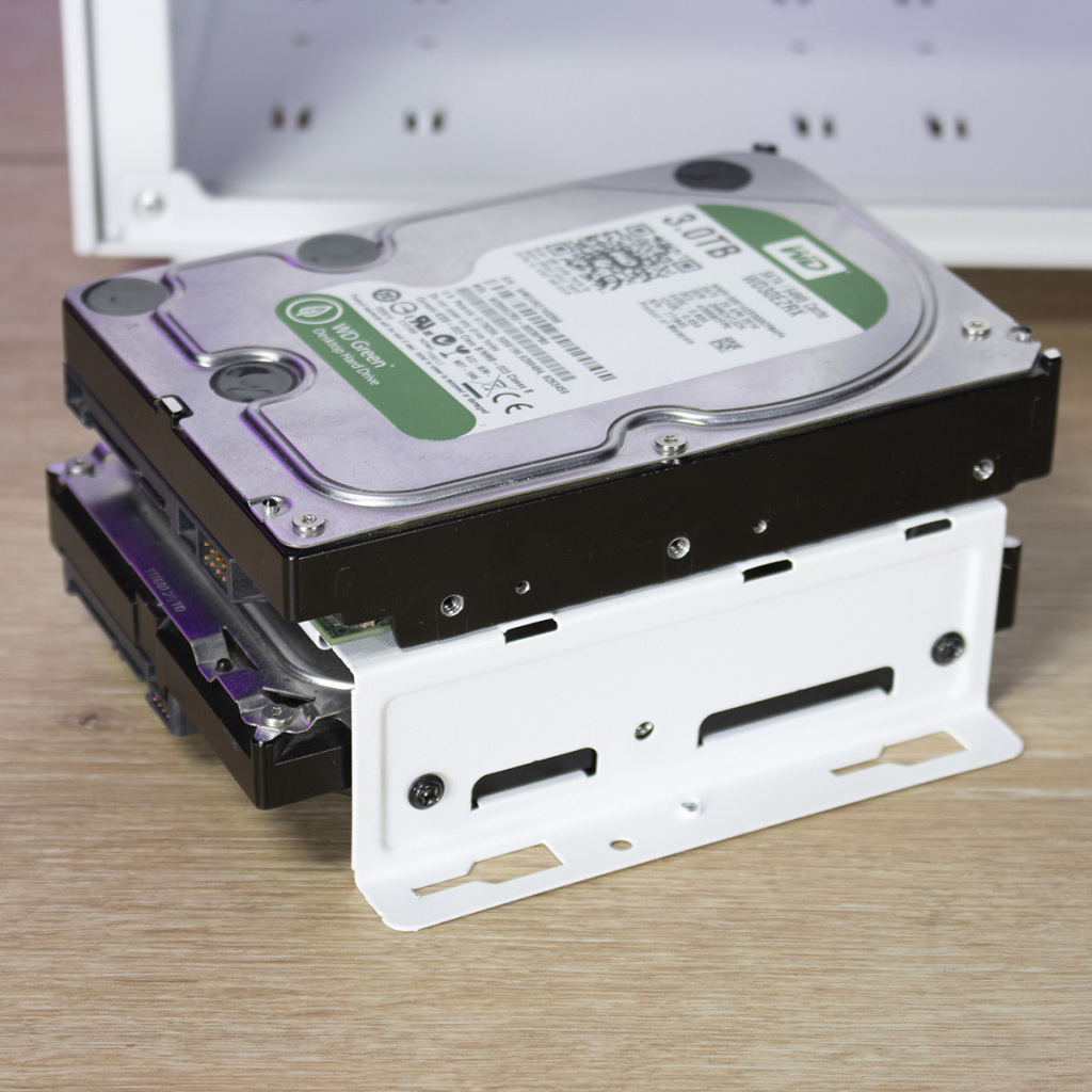 Thermaltake View 270 TG ARGB HDD