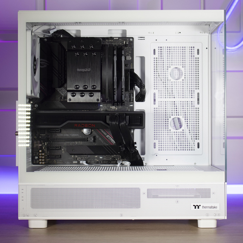 Thermaltake View 270 TG ARGB montage 1