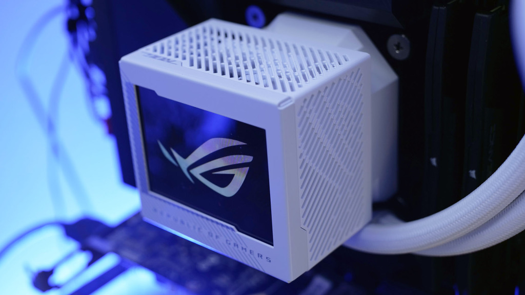 asus rog ryujin iii 360 argb lcd demo 07 1