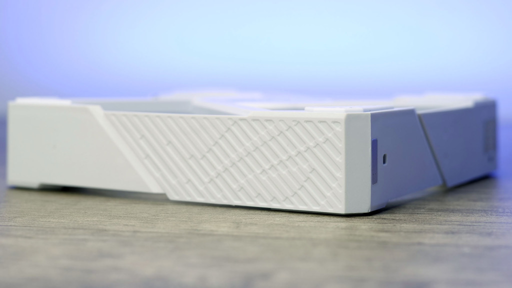 asus rog ryujin iii 360 ventilateur ROG MF 12S ARGB 01