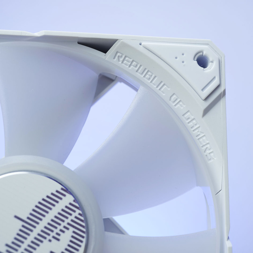 asus rog ryujin iii 360 ventilateur ROG MF 12S ARGB 04