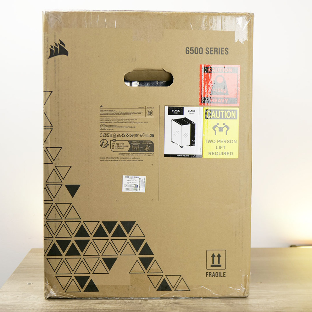 Corsair 6500X : Revue complète et build avec carte mère BTF 4 corsair 6500x emballage 03