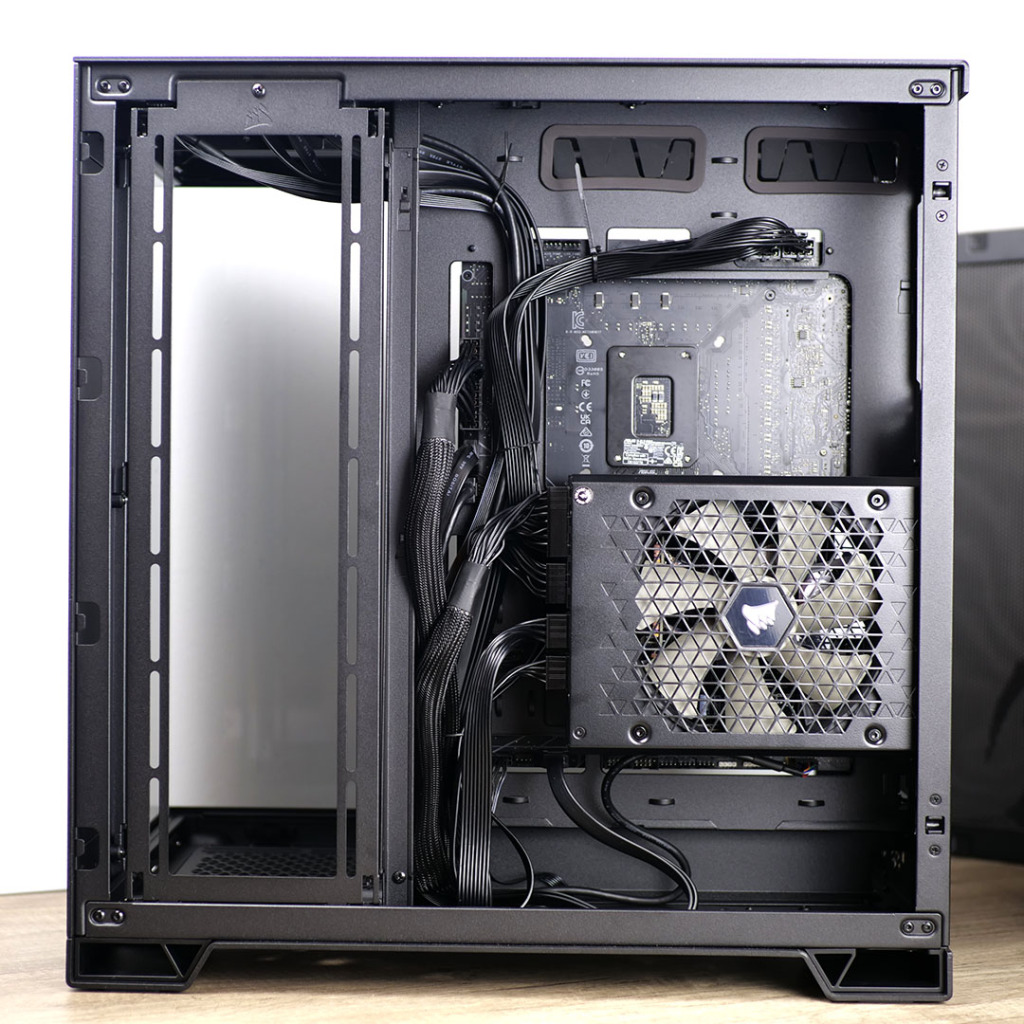 Corsair 6500X : Revue complète et build avec carte mère BTF 55 montage build z790 hero btf corsair 6500x cables