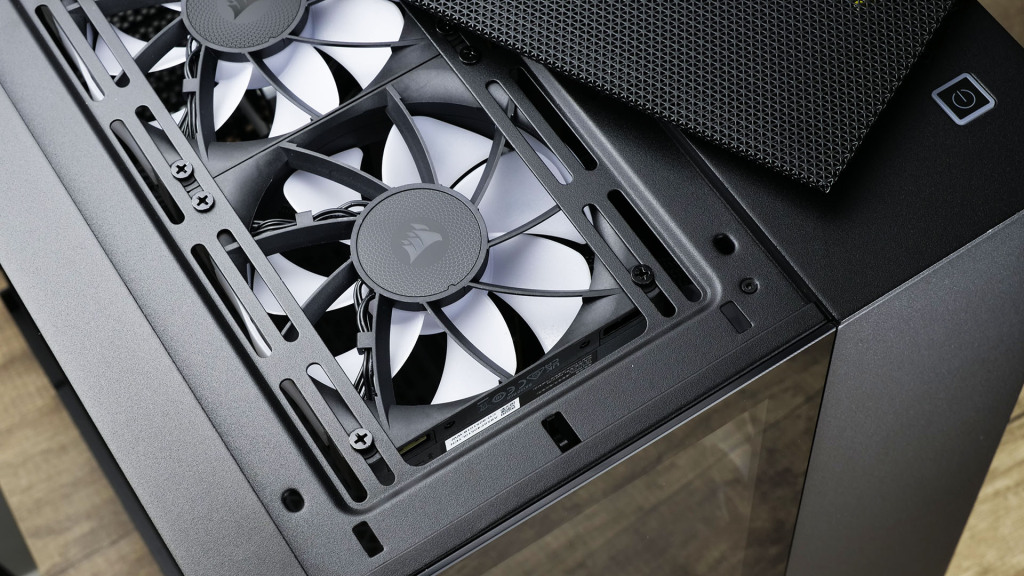 Corsair 6500X : Revue complète et build avec carte mère BTF 60 montage build z790 hero btf corsair 6500x iCUE LINK RX120 RGB