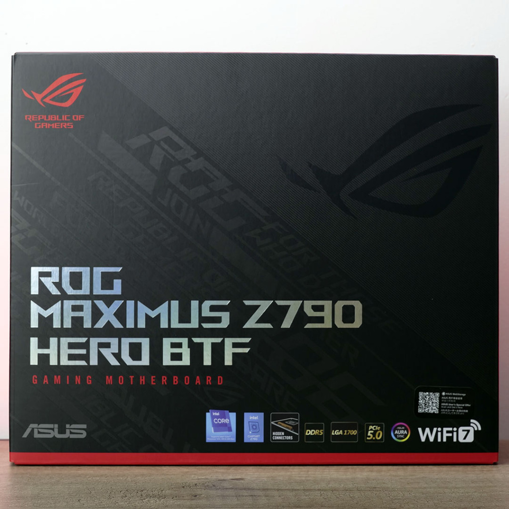 rog maximus z790 hero btf emballage face