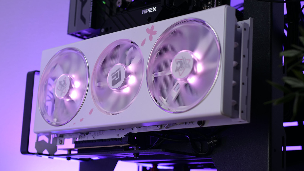 rx 7800 xt sakura edition leds