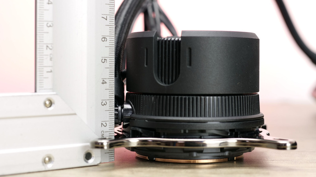 test rog strix lc iii 360 hauteur pompe