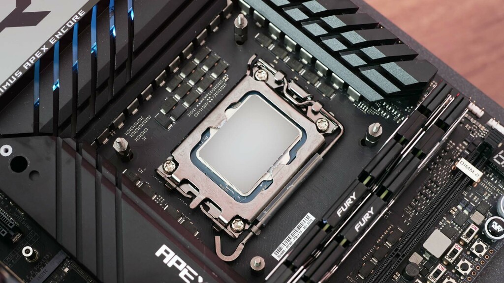 test rog strix lc iii 360 lga 1700