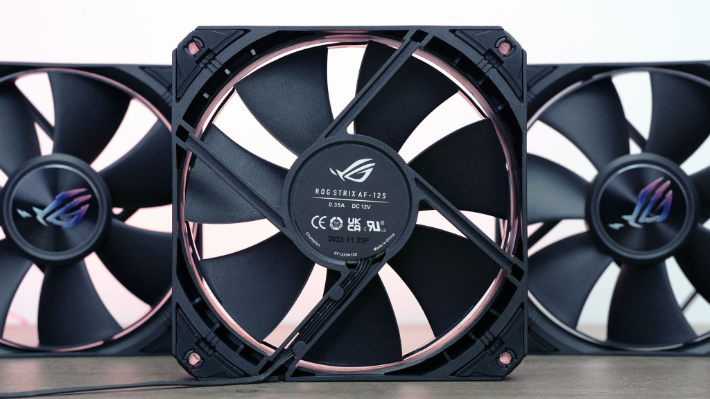 ventilateur rog strix af 12s