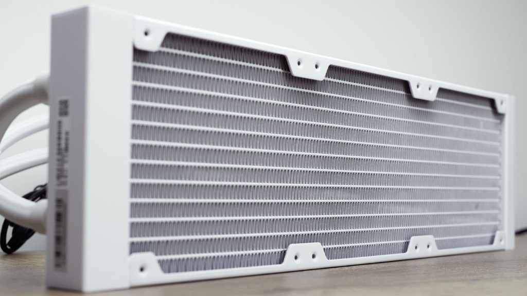 watercooling rog ryujin iii 360 02