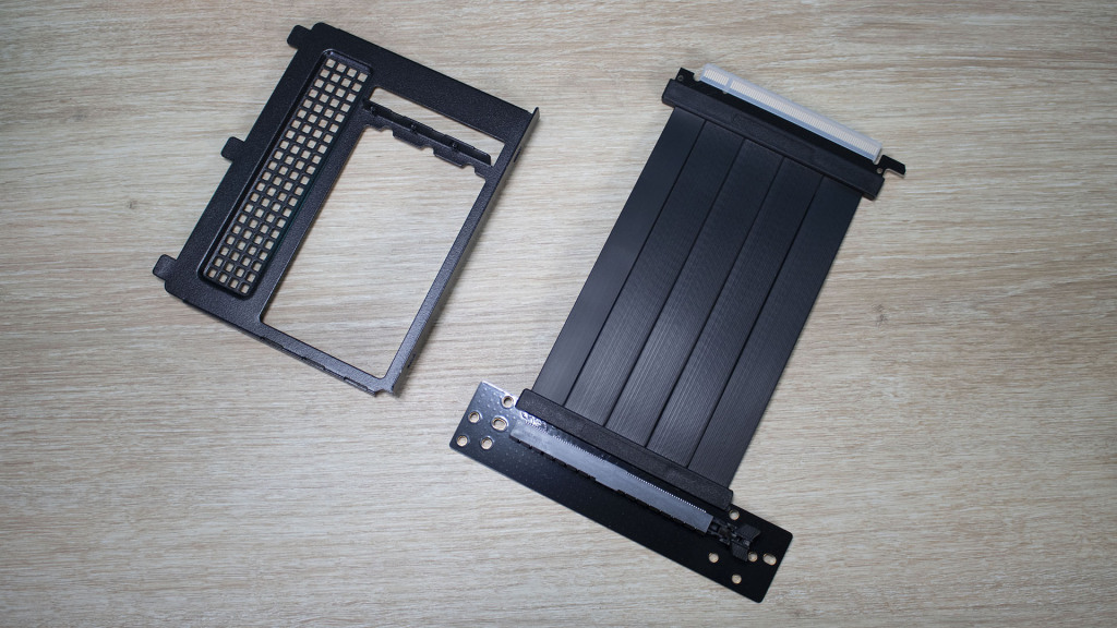 DeepCool CH780 accessoires 2