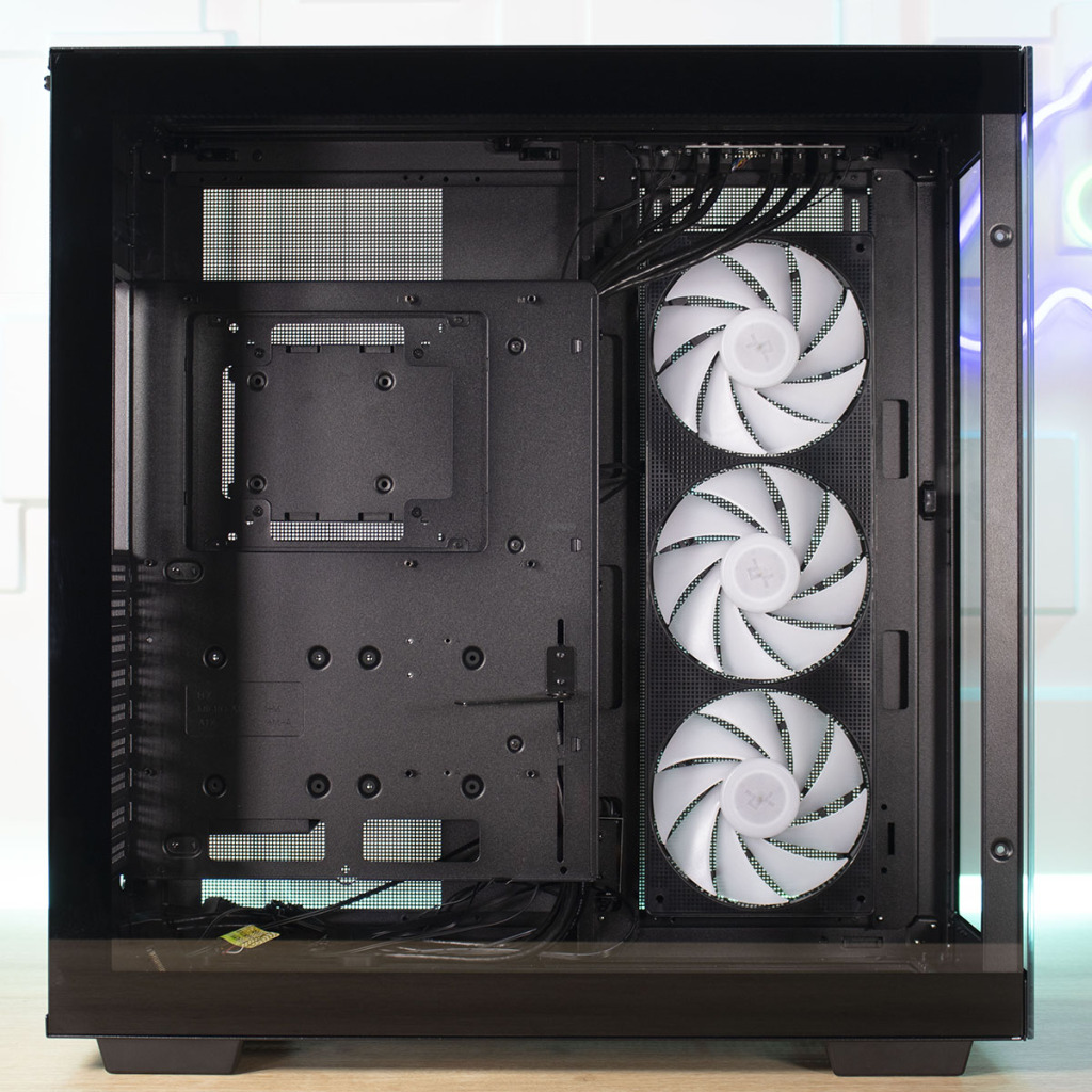DeepCool CH780 côté gauche