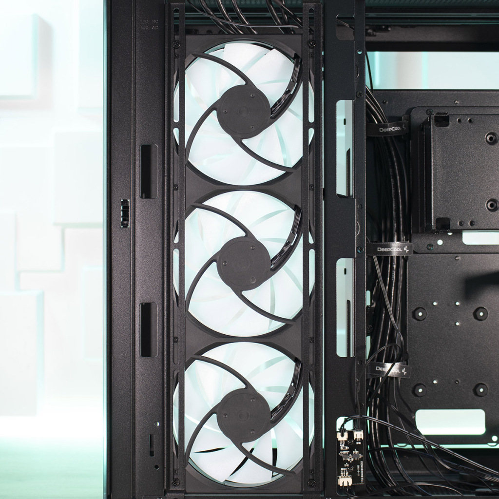 DeepCool CH780 support ventilos