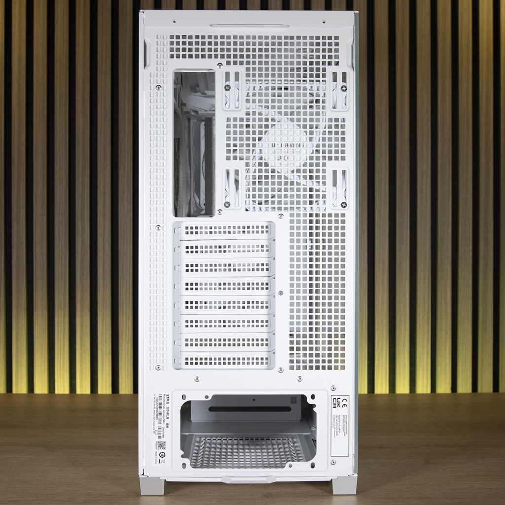 ASUS TUF Gaming GT302 ARGB : Revue complète et build avec carte mère BTF 11 ASUS TUF Gaming GT302 ARGB arrière